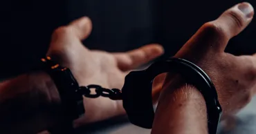 В Молдове мужчину приговорили к 15 годам за сутенерство, похищение и изнасилование