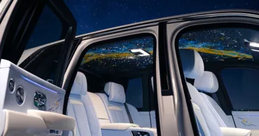 Rolls-Royce создал эксклюзивную версию внедорожника в стиле Cosmos