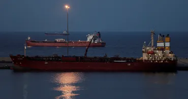 Иран примет закон о правилах судоходства в Ормузском проливе