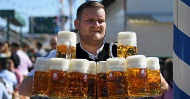 В Германии избирателям обещают бесплатное пиво за голосование на выборах