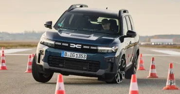 Dacia отзывает более 6 000 Duster и Bigster из-за риска поломки задних пружин
