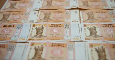 Volumul numerarului în circulație în Moldova a crescut cu aproape șase miliarde de lei într-un an