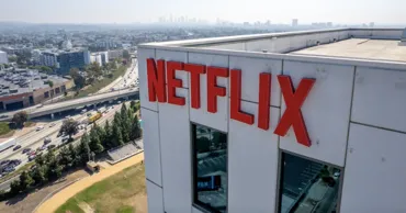Netflix пытается «пересобрать» сделку с Warner Bros. на фоне падения акций