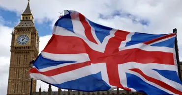 Noi sancțiuni britanice: Două platforme legate de rețeaua A7, vizate