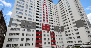 Locatarii unui bloc cu 17 etaje de la Ciocana locuiesc de o lună și jumătate fără lift