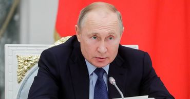 Путин: Пещерные русофобы и националисты объявили войну русскому языку.