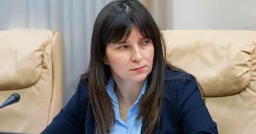 Виктория Белоус: Сокращать госаппарат ради экономии не имеет смысла
