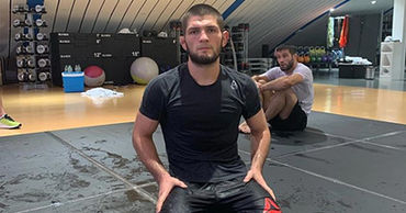 Нурмагомедов оправдал свое молчание после слов Макгрегора о дагестанцах.