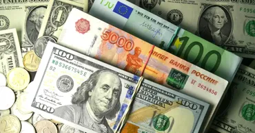 Curs valutar 7 iunie 2026: Cât valorează un euro și un dolar