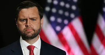 Вэнс после ударов по Ирану: На насилие последует ответный удар