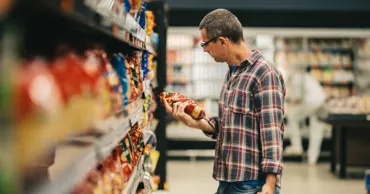 Экономисты предупредили о волне подорожаний в Румынии: продукты, топливо, услуги
