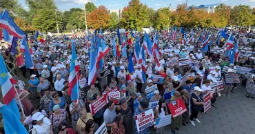 На митинге в поддержку Гуцул в Комрате избили полицейского: задержаны двое