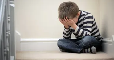 Un copil din Moldova, preluat de autoritățile din Italia: Când mama bea, mă lovește