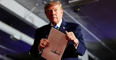 Трамп разрешил использовать на трассах США необлагаемый налогом «красный» дизель