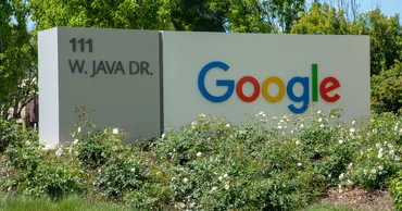Google вложит еще $80 млрд в развитие ИИ