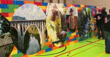 В Швейцарии собрали самую большую в мире фреску из конструктора Lego
