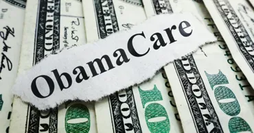 Власти США выплатят по $500 из переплат по страховке Obamacare