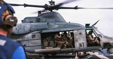 США ударили по Ирану в ответ на сбитый вертолет Apache