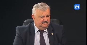 Министр образования Игорь Шаров.