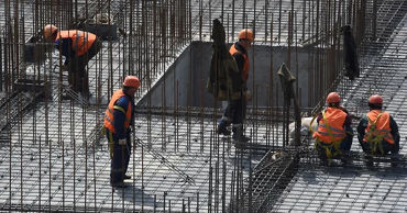 В России возник острый дефицит строителей