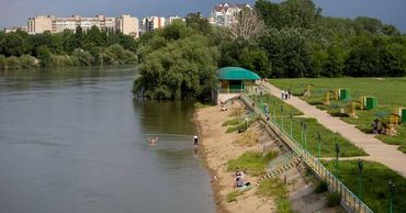 Эпидемиологи не рекомендуют купаться в Днестре. Фото: novostipmr.com.