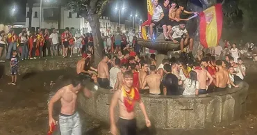 Tragedie după finala Cupei Mondiale: Un adolescent a murit strivit de o fântână