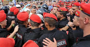Профсоюз силовых органов: В Молдове могут организовать "цветную революцию".