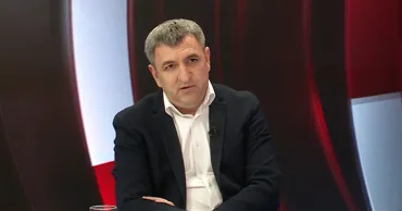 Carp: Rusia mizează pe politicieni cu retorică proeuropeană în Moldova
