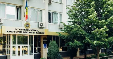 Аудит в Минтруда: Людям за границей платили зарплаты, умершим начисляли компенсации