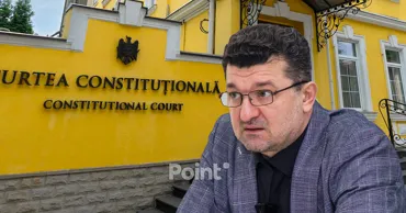 Muntean: Lustrația membrilor CC e o pedeapsă mai mult decât justă pentru batjocura la adresa Constituției