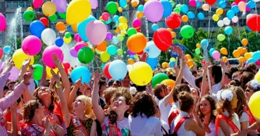 Министерство окружающей среды призывает отказаться от запуска гелиевых шаров