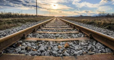 Kazahii modernizează 250 km de cale ferată în Moldova: Sute de specialiști, implicați