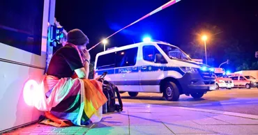 ЛГБТ-парад в Берлине прервали из-за наезда авто на людей: 1 погибший, 16 раненых