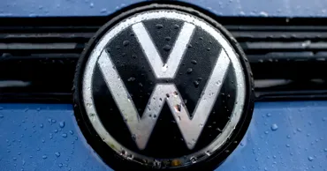 Germania: Volkswagen taie 50.000 de locuri de muncă și închide producția la 4 uzine