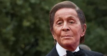 Trei persoane pretind la moștenirea de 2 miliarde de dolari a creatorului de modă Valentino Garavani