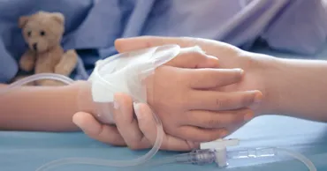 Un copil de opt ani s-a intoxicat cu solvent într-un cimitir din Râbnița