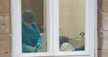 В Молдове мужчины умирают от коронавируса чаще, чем женщины.