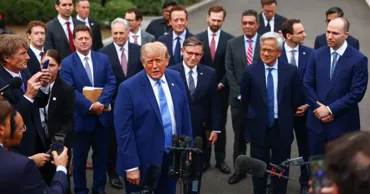 Trump și șefii companiilor IT au semnat un acord privind controlul IA