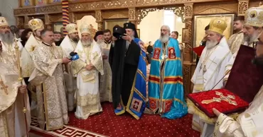 Mitropolia Basarabiei are un nou lider: ÎPS Antonie a fost întronat la Chișinău