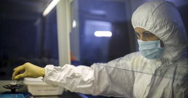 В Австралии ученые нашли препарат, подавляющий коронавирус за два дня.