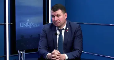 Костюк: У нас всё импортируется из Украины, даже премьер-министр оттуда