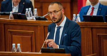 Депутат от партии "Действие и солидарность" Серджиу Литвиненко.