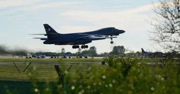 США вывели все бомбардировщики с авиабазы в Великобритании после попытки теракта