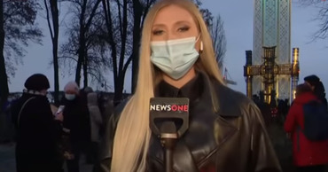 На журналистку в Киеве напали в прямом эфире