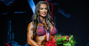 Лео Чобу вошла в мировой Top 4 Olympia 2026