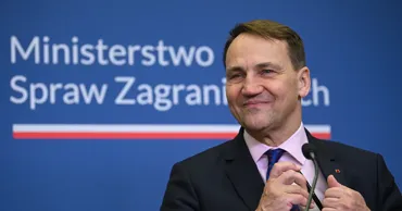 Первоапрельская шутка главы МИД Польши вызвала возмущение в офисе Навроцкого