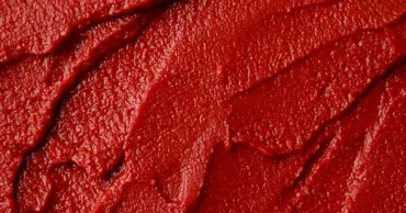 Ce s-a întâmplat după ce voluntarii unui studiu au mâncat pastă de tomate trei luni