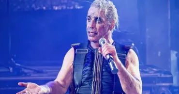 La Leipzig a avut loc un miting împotriva solistului Rammstein, Till Lindemann