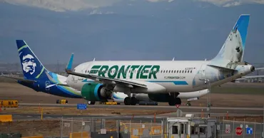 В Денвере самолет Frontier Airlines сбил человека на взлетной полосе