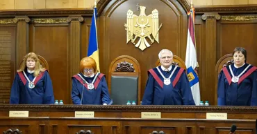 КС оставил в силе нормы об ограничении деятельности партий